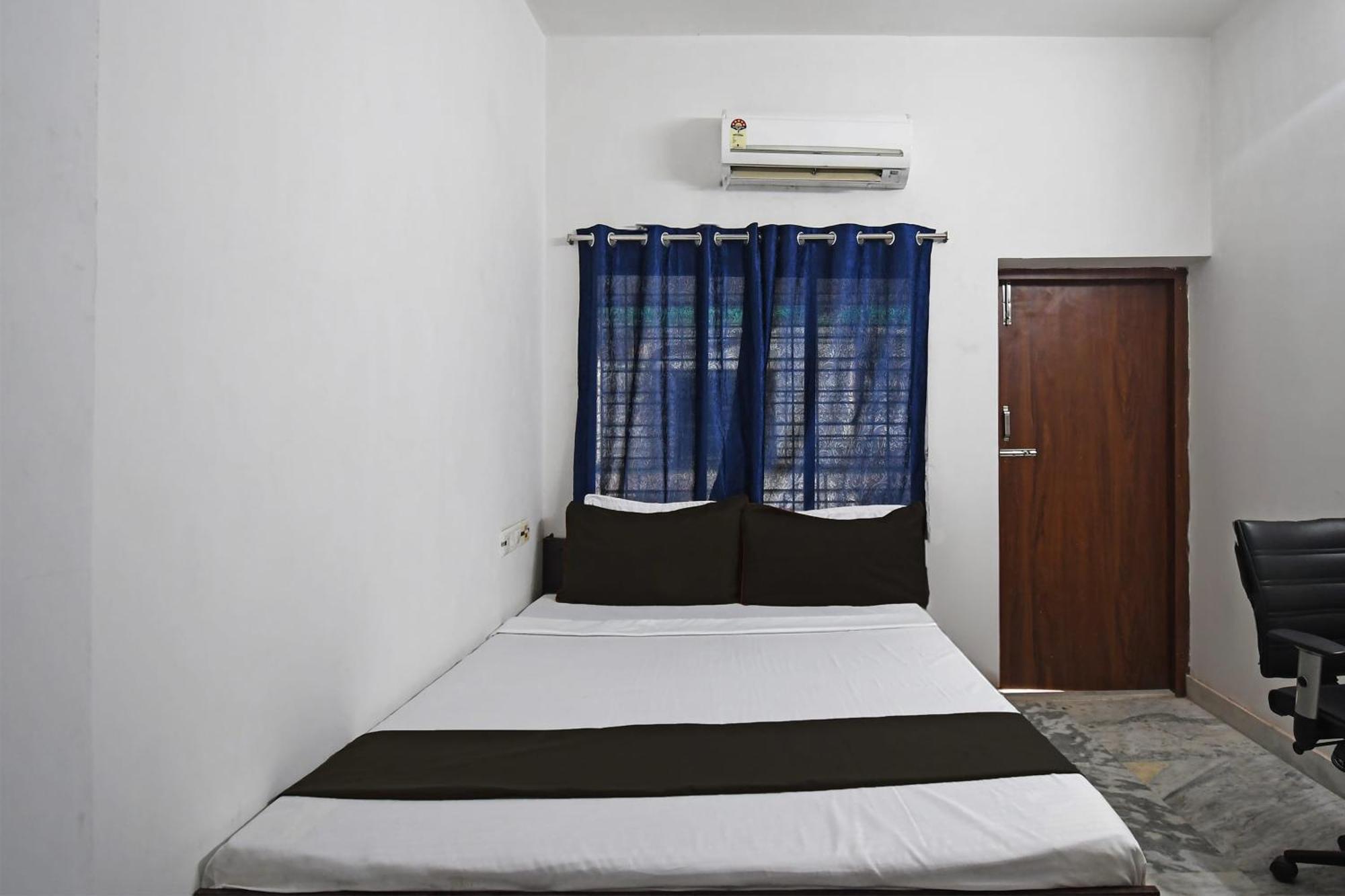 כלכותה Oyo Hotel Chinar Park מראה חיצוני תמונה