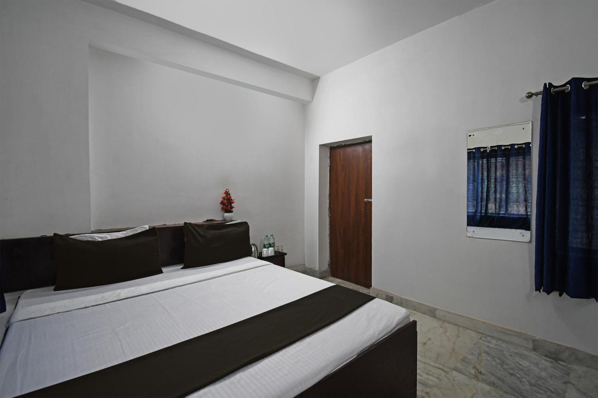 כלכותה Oyo Hotel Chinar Park מראה חיצוני תמונה