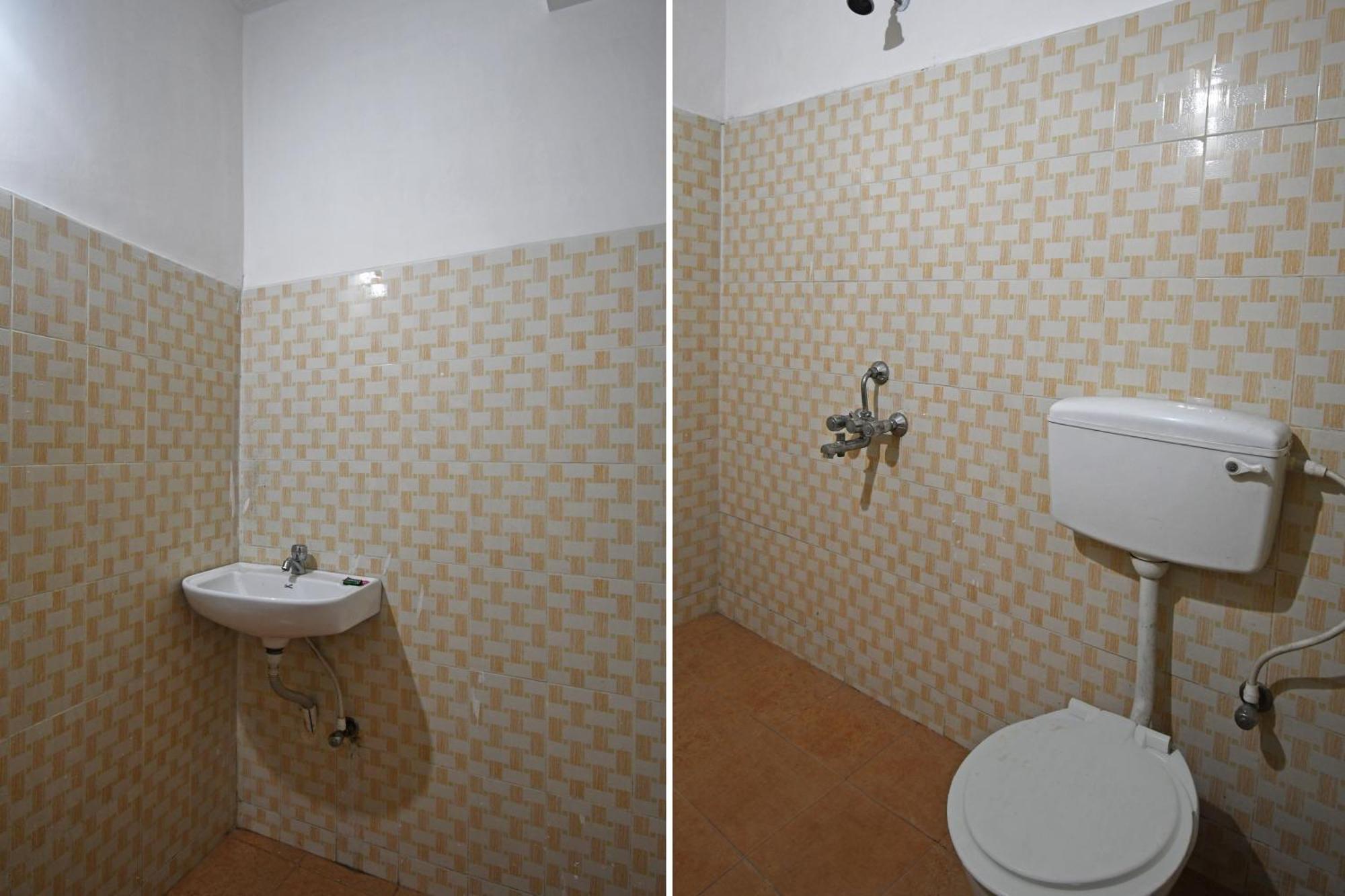 כלכותה Oyo Hotel Chinar Park מראה חיצוני תמונה
