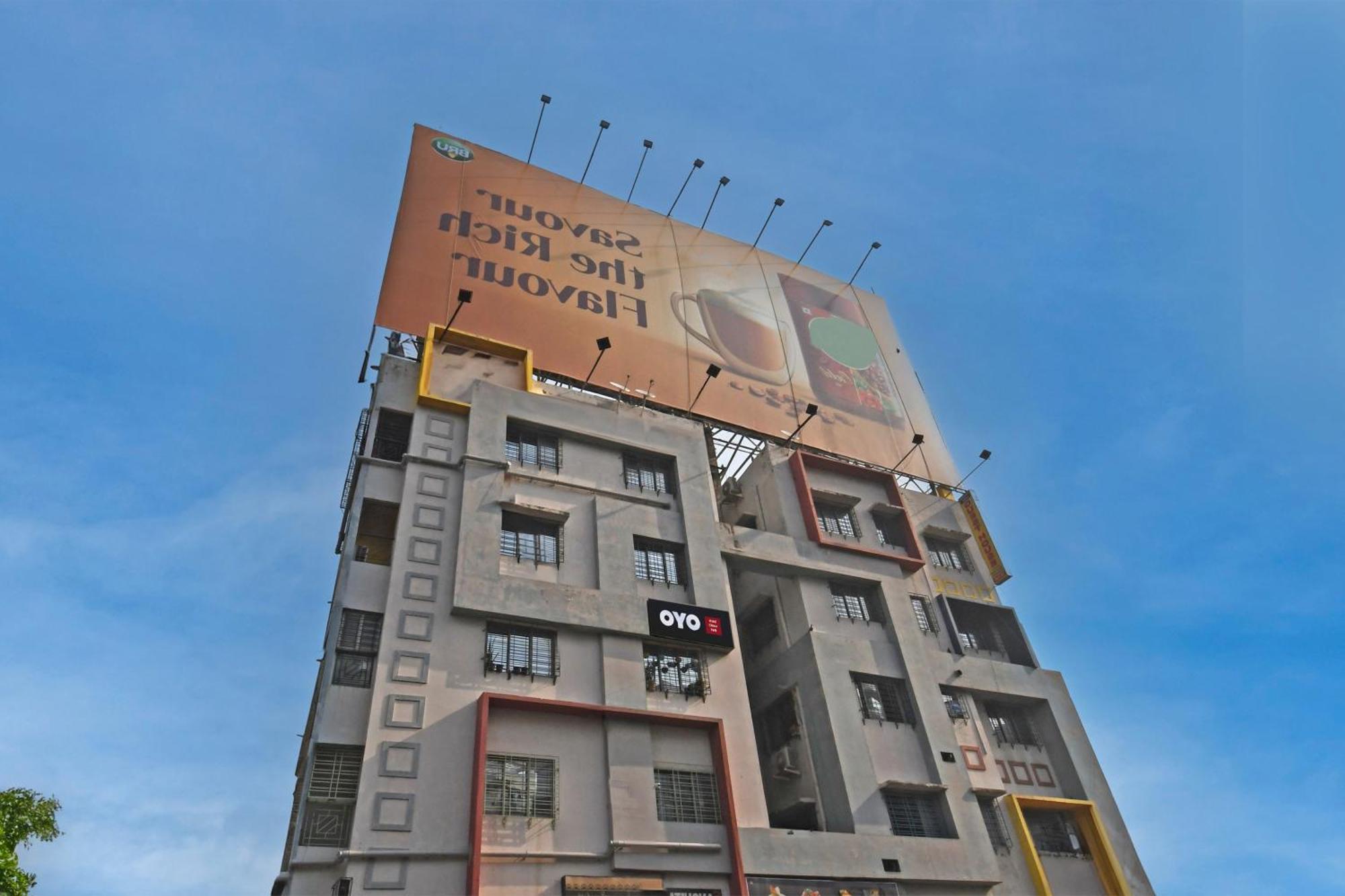 כלכותה Oyo Hotel Chinar Park מראה חיצוני תמונה